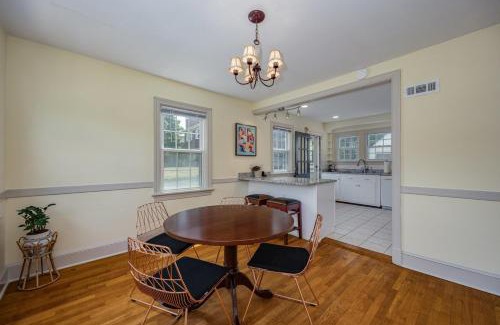 Harrisonburg House | Harrisonburg Hidden Gem Across From Jmu & Hotspots