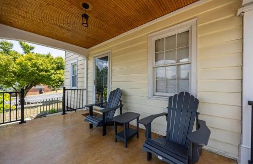 Harrisonburg House | Harrisonburg Hidden Gem Across From Jmu & Hotspots