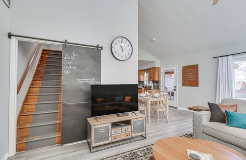Harrisonburg House | Harrisonburg Home w/Deck - 2 Mi to JMU!