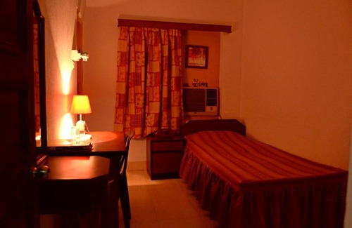 Sector 1 Hotel | Harry Guest House