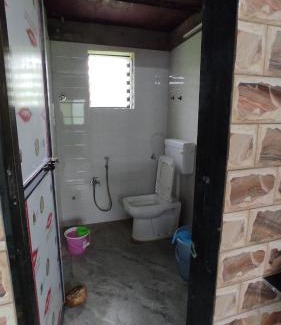 Amarnath House | Harry's farm house