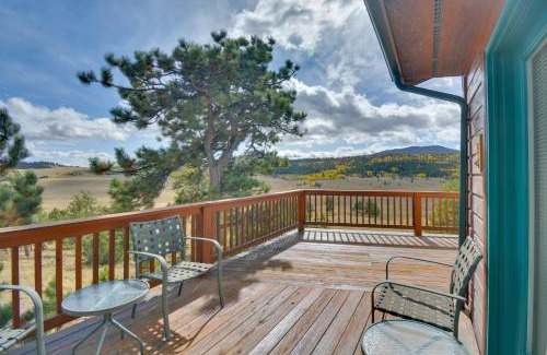Hartsel House | Harstel Cabin Vacation Rental with Deck!