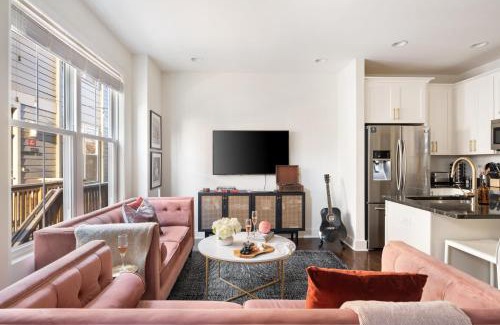 Chestnut Hill Apartment | Hart Suite Buyout 7 by AvantStay Two Nashville Town Houses w Stunning Amenities Design