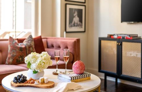 Chestnut Hill Apartment | Hart Suite Buyout 7 by AvantStay Two Nashville Town Houses w Stunning Amenities Design