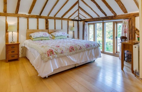 Cranbrook House | Hartley Dyke Barn in the beautiful Cranbrook