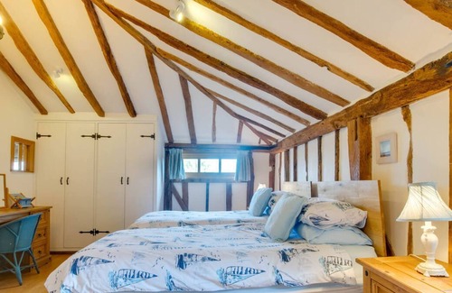 Cranbrook House | Hartley Dyke Barn in the beautiful Cranbrook