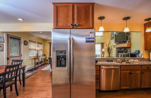 McHenry House | Hartwood Village 13 | In the Heart of Deep Creek