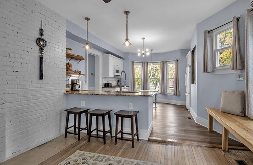 Buffalo House | Harvard Home Away from Home , 4Bd/2Ba, Save 10% Weekly, 20% monthly.