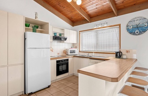 St Leonards House | Harvey Rd Beach House