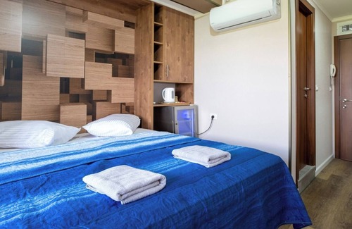 Azor Bed & Breakfast | HaShikma St 17