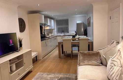 St Leonards-On-Sea Apartment | Hastings Seaside Home