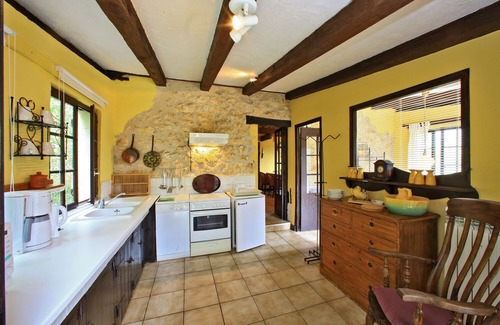 Souillac House | Hathor is calm in a child-friendly environment