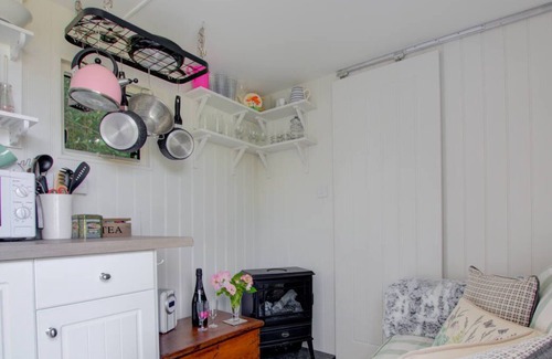Hawkhurst House | Hattie the Horse Box
