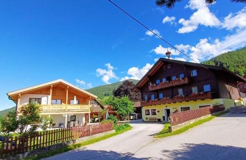 Haus House | Haufhof-Pension am Bauernhof, Haus im Ennstal bei Schladming