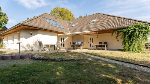 Koserow Apartment | Haus 5 Elemente- Fewo Erde mit Terrasse und Bio-Kamin