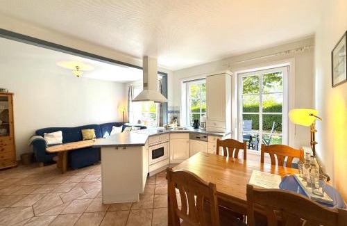 Oldsum Apartment | Haus 94- Whg 2