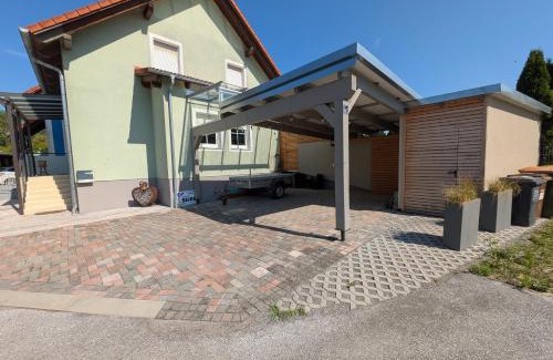 Fuerstenfeld House | Haus am Stadtrand