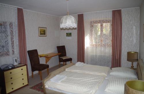Utzenfeld House | Haus Barnabas im Engel, Gasthaus Engel