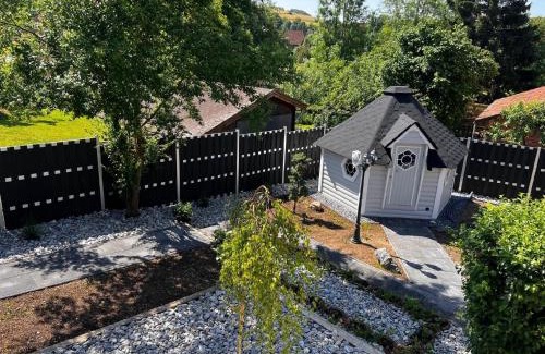 Barbis House | Haus der Möglichkeiten 12 Personen Außensauna
