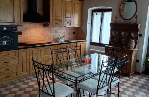 Rivoli Veronese Other | Haus fùr Familien, Freunden und Haustieren Mitten im Grùne Nahe am Garda See