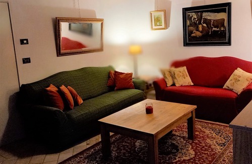 Rivoli Veronese Other | Haus fùr Familien, Freunden und Haustieren Mitten im Grùne Nahe am Garda See