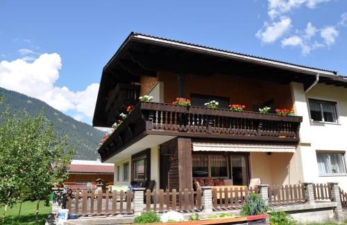 Bach Apartment | Haus Freispitzblick