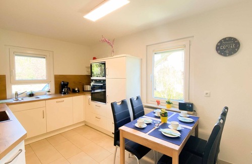 Bermatingen Apartment | Haus Hinz - 3-zimmer-ferienwohnung Hinz, Dusche/wc, 70 qm, EG