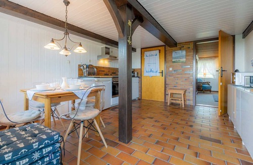 Poppenbull House | Haus Husen - Haus Husen