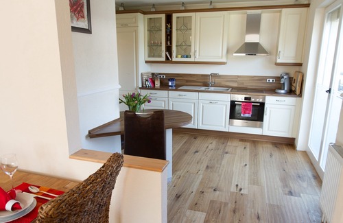 Tossens Condo | Haus im Seewind I, 90sqm - Country house with large garden, near Friesenstrand