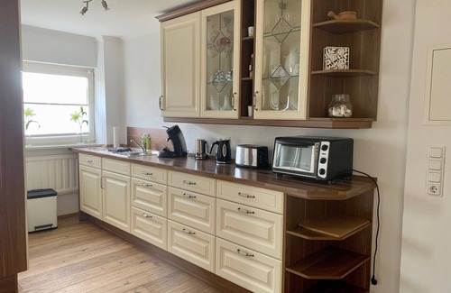 Tossens Condo | Haus im Seewind II, 70sqm - Country house with large garden, near Friesenstrand