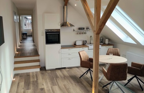 Tossens Condo | Haus im Seewind IV, 70 sqm - country house with large garden, near Friesenstrand