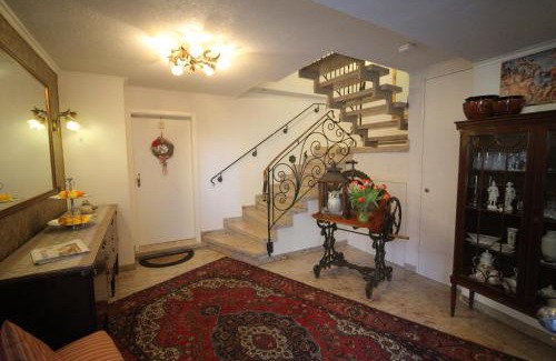 Goessweinstein House | Haus Jutta