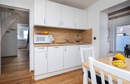 Tinnum Apartment | Haus Lotte, Wohnung 2 - Gemütliche 3-zimmerwohnung im Obergeschoss auf ca. 65 m², für bis zu 5