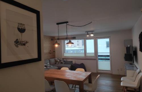 Davos-Platz Apartment | Haus Rhätikon 1. OG, links