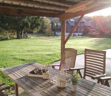 Deudesfeld House | Haus Schneider Kätchen