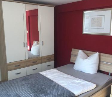 Rollshausen Bed & Breakfast | Haus Stadt Hannover am Park
