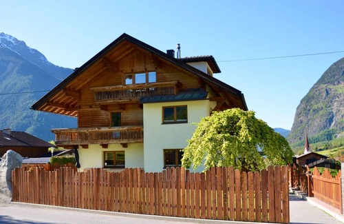 Umhausen Apartment | Haus Tirol Hildegard