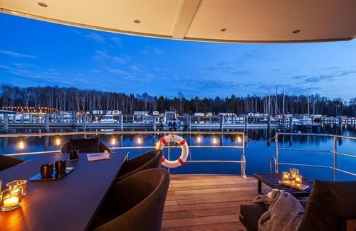 Peenemuende Apartment | Hausboot für 4 Gäste mit 45m² in Peenemünde