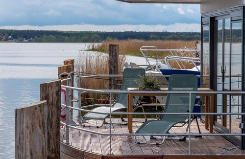 Peenemuende Apartment | Hausboot für 4 Gäste mit 45m² in Peenemünde