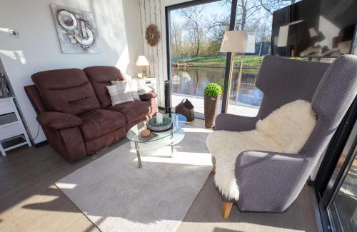 Bad Bederkesa House | Hausboot "Seelounge"