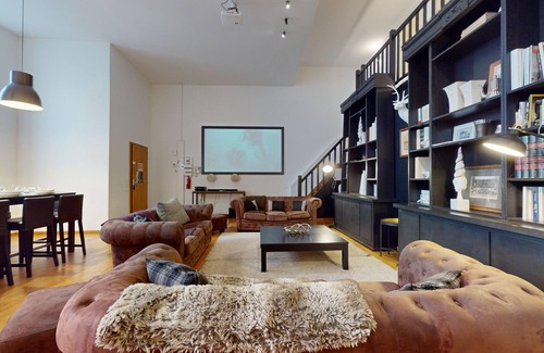 Old Town Apartment | haussmann duplex 5br 3bth city center 225m2