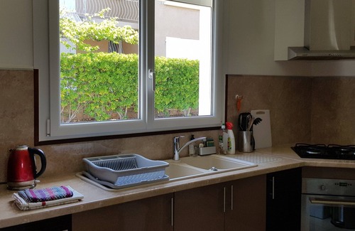 Six-Fours-les-Plages Apartment | Haut DE Villa Avec Jardin T4 76 M2