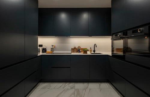 Porte-Saint-Martin Apartment | Haut Marais - My Showroom