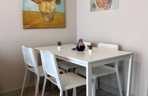 Kepez Apartment | Havalimanı'na Yakın Havuzlu Özel Güvenlikli Daire