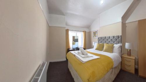 Newcastle-upon-Tyne House | Havana Lodge