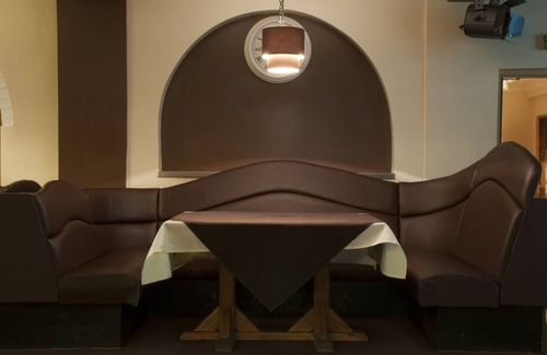 Talbot Green Hotel | Haveli Hotel