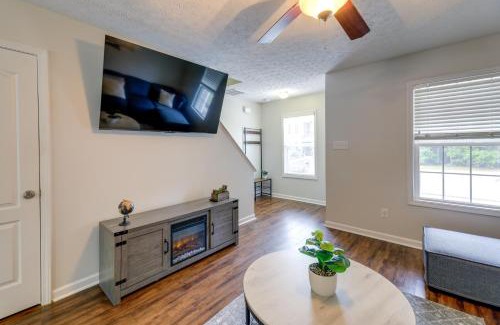 Craven County House | Havelock Home Private Yard, 2 Mi to Cherry Point!