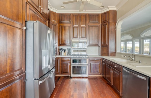 Sullivan's Island Villa | Haven by AvantStay | Luxury Beachfront Home w/Pool & Gorgeous Patios