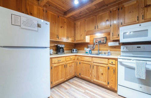 Sautee Nacoochee Cabin | Haven Haus: A Storybook Cabin in the Mountains