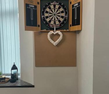 Oldham House | Haven Hideout 4 Bed With Sauna, Cinema & Gym